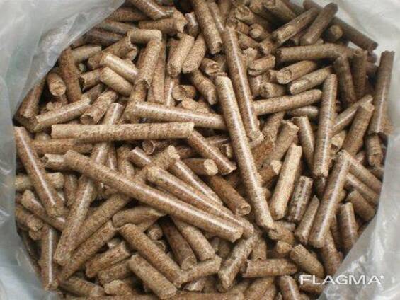 Long lasting burning Wood Pellets DIN PLUS / ENplus-A1 Wood Pellets with 1% ash content