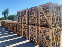 Kiln-Dried Hornbeam Firewood in Wooden Boxes | KD Hornbeam Logs in Crates