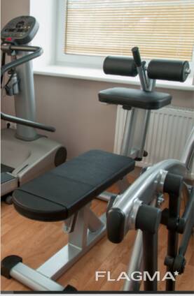 Pārdod profesionālu regulējamu preses soliņu