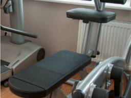 Pārdod profesionālu regulējamu preses soliņu