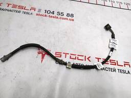 Шланг тормозной передний левый Tesla model X S REST 1034210-00-I