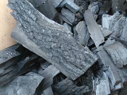 Уголь древесный (дуб – 85%, ясень – 15%)
